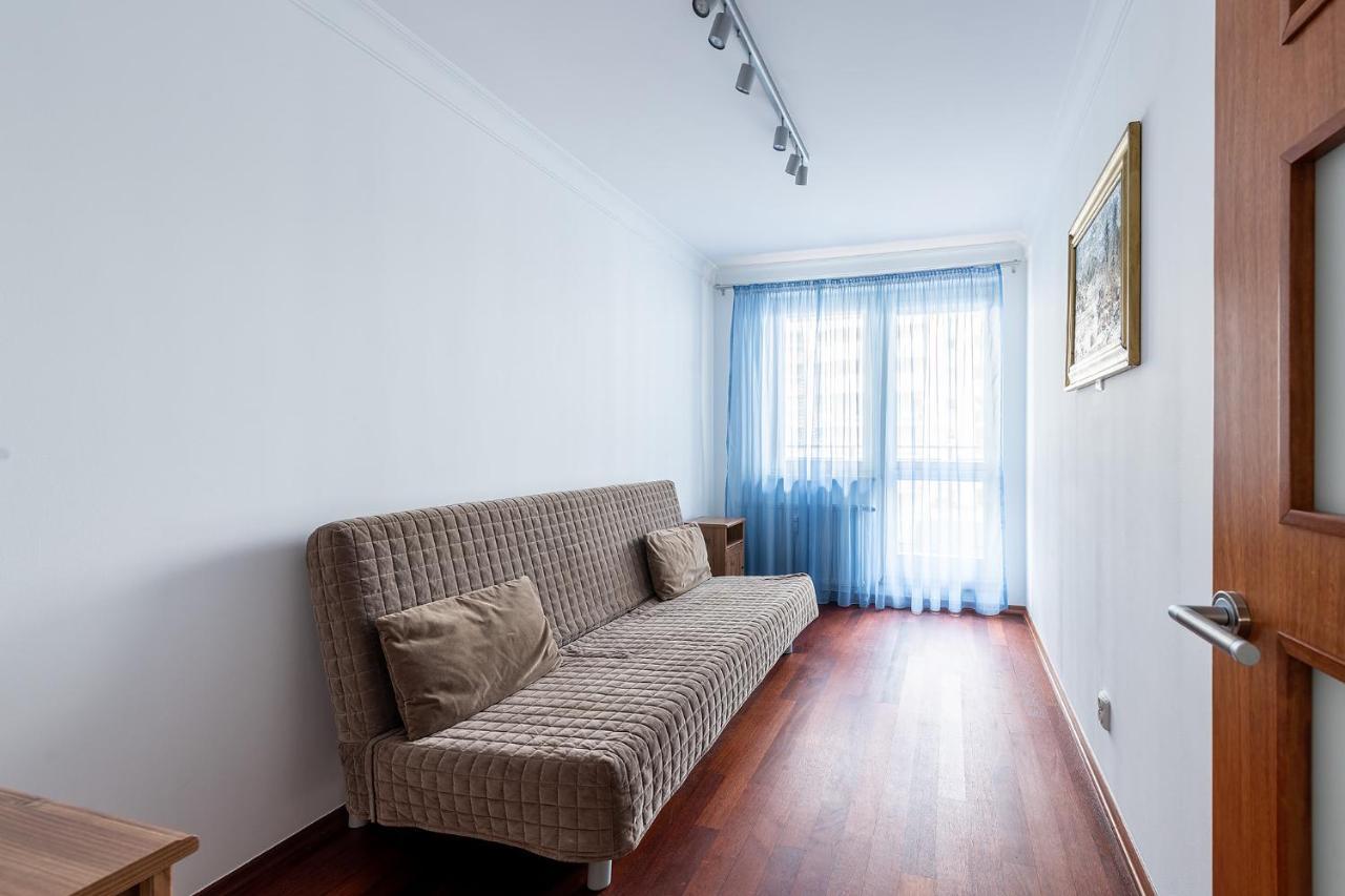 Bukowinska 12 Prywatne Mieszkanie 80M2 Z Dwiema Sypialniami I Balkonem 2X Bezplatne Miejsca Parkingowe Samodzielne Zameldowanie! Private Garage! Self Check-In System! Warszawa Eksteriør billede