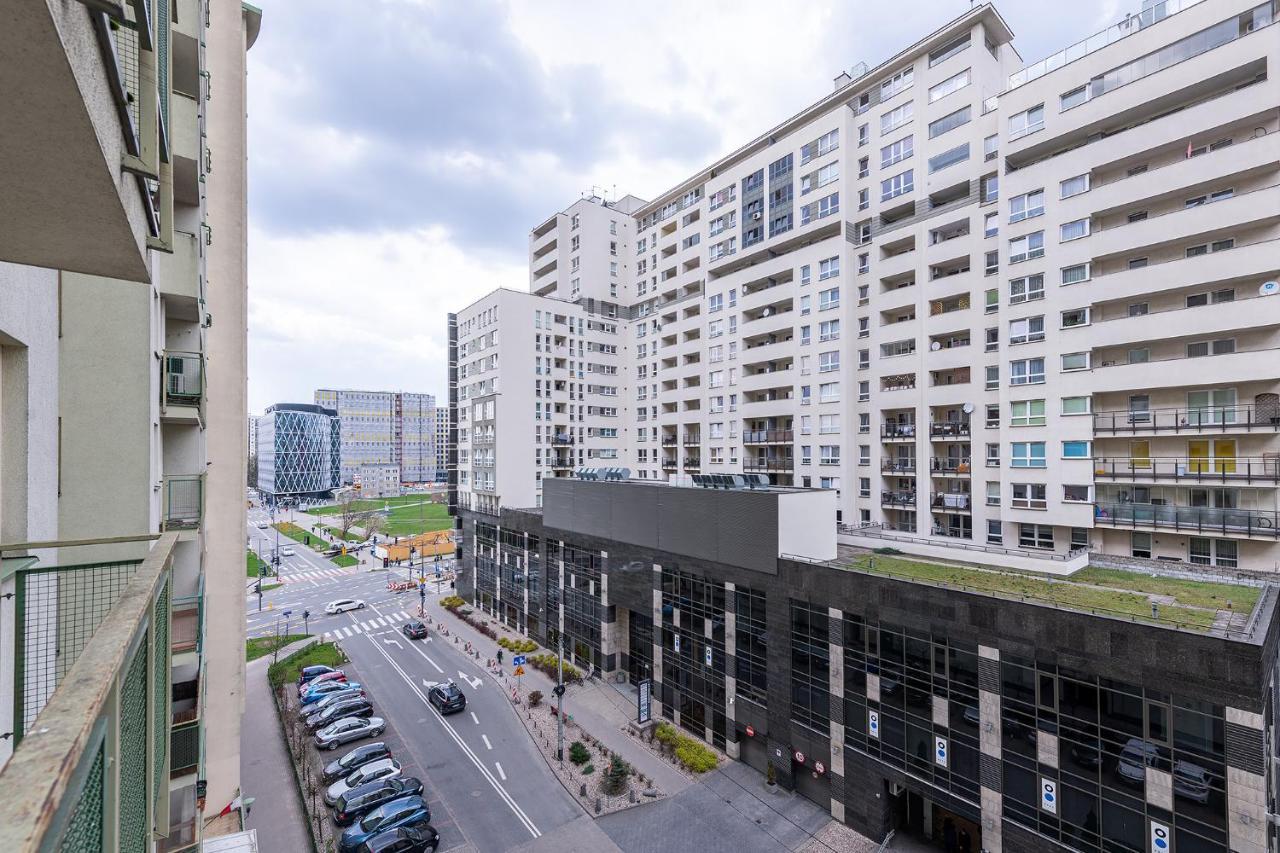 Bukowinska 12 Prywatne Mieszkanie 80M2 Z Dwiema Sypialniami I Balkonem 2X Bezplatne Miejsca Parkingowe Samodzielne Zameldowanie! Private Garage! Self Check-In System! Warszawa Eksteriør billede